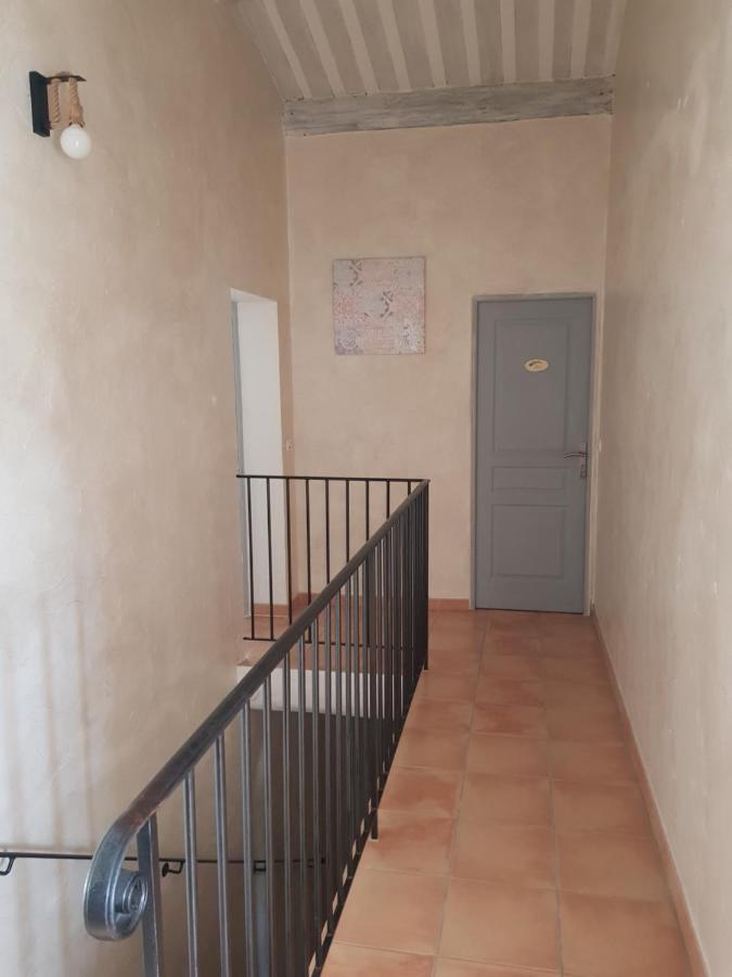 Mas Clement - Chambre Et Table D'Hotes LʼIsle-sur-la-Sorgue Dış mekan fotoğraf